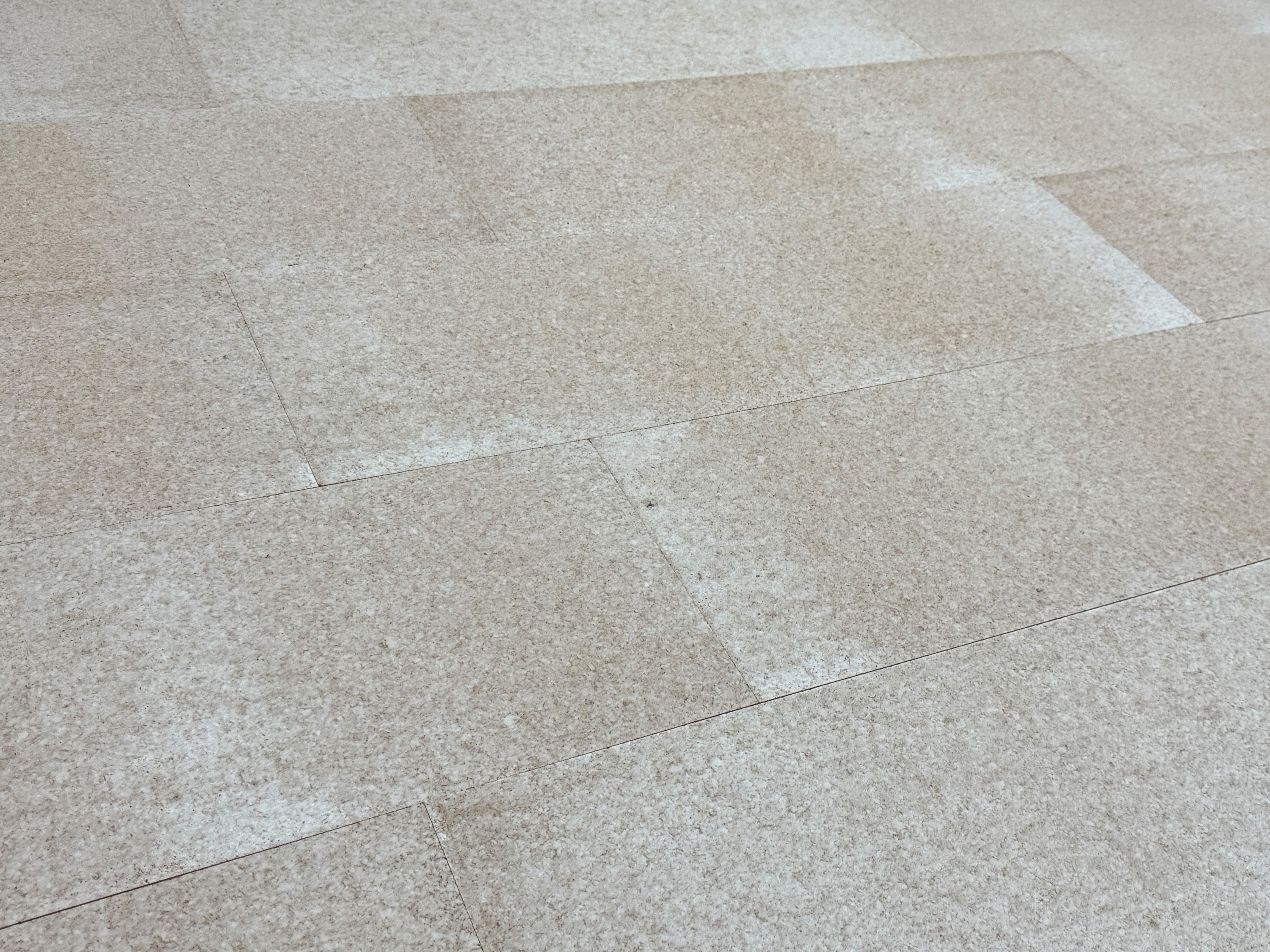 TRECOR® Klick Korkboden PORTO - 10 mm Stark - Farbe: Creme Oberfläche: Keramiklack Sonderposten