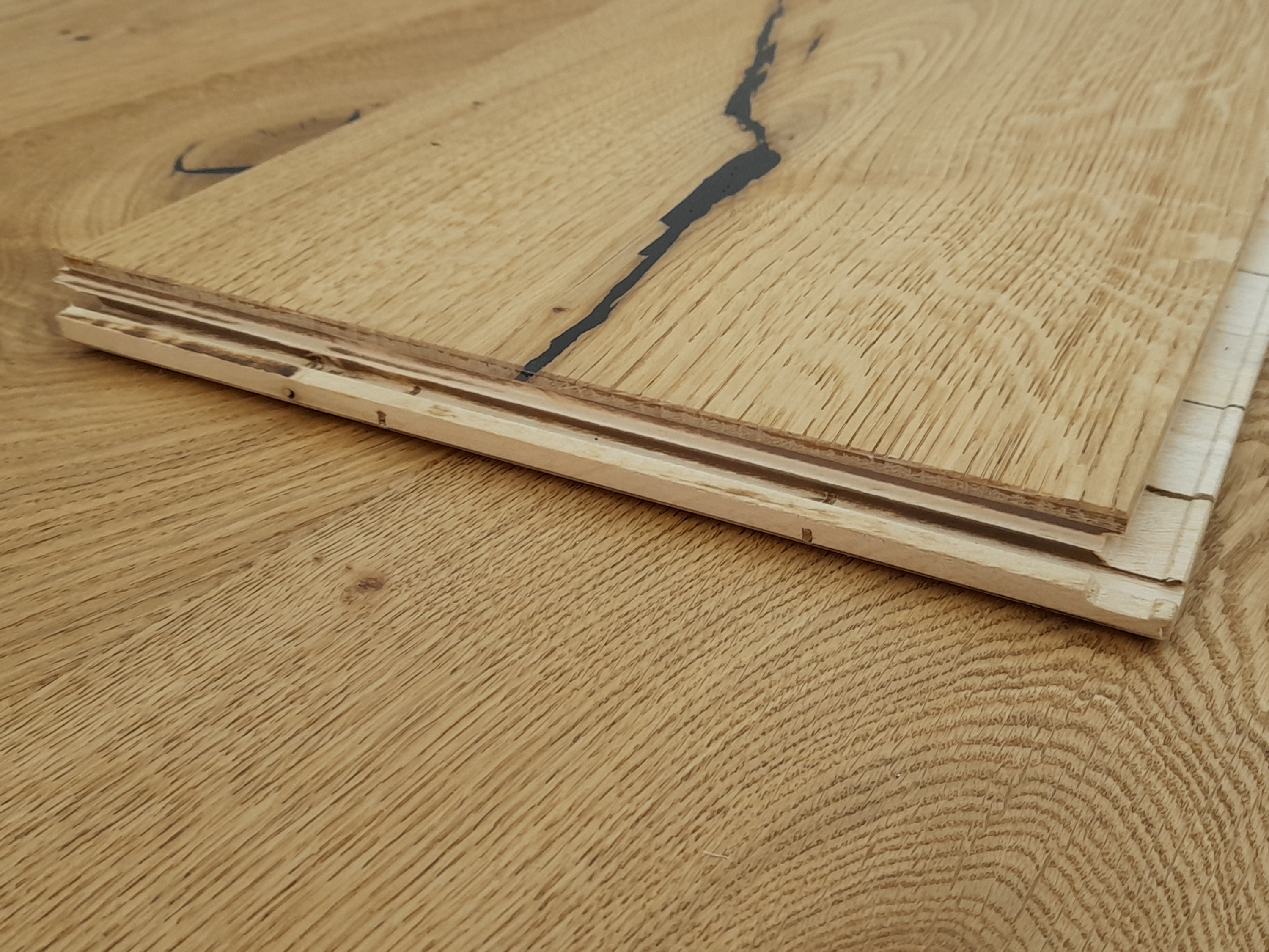 Parkettboden Eiche Rustikal XL Landhausdiele 3 Schicht 220 mm Breit gebürstet & endgeölt, 2G Klicksystem Parkettboden Eiche Rustikal XL Landhausdiele 3 Schicht 220 mm Breit gebürstet & endgeölt, 2G Klicksystem