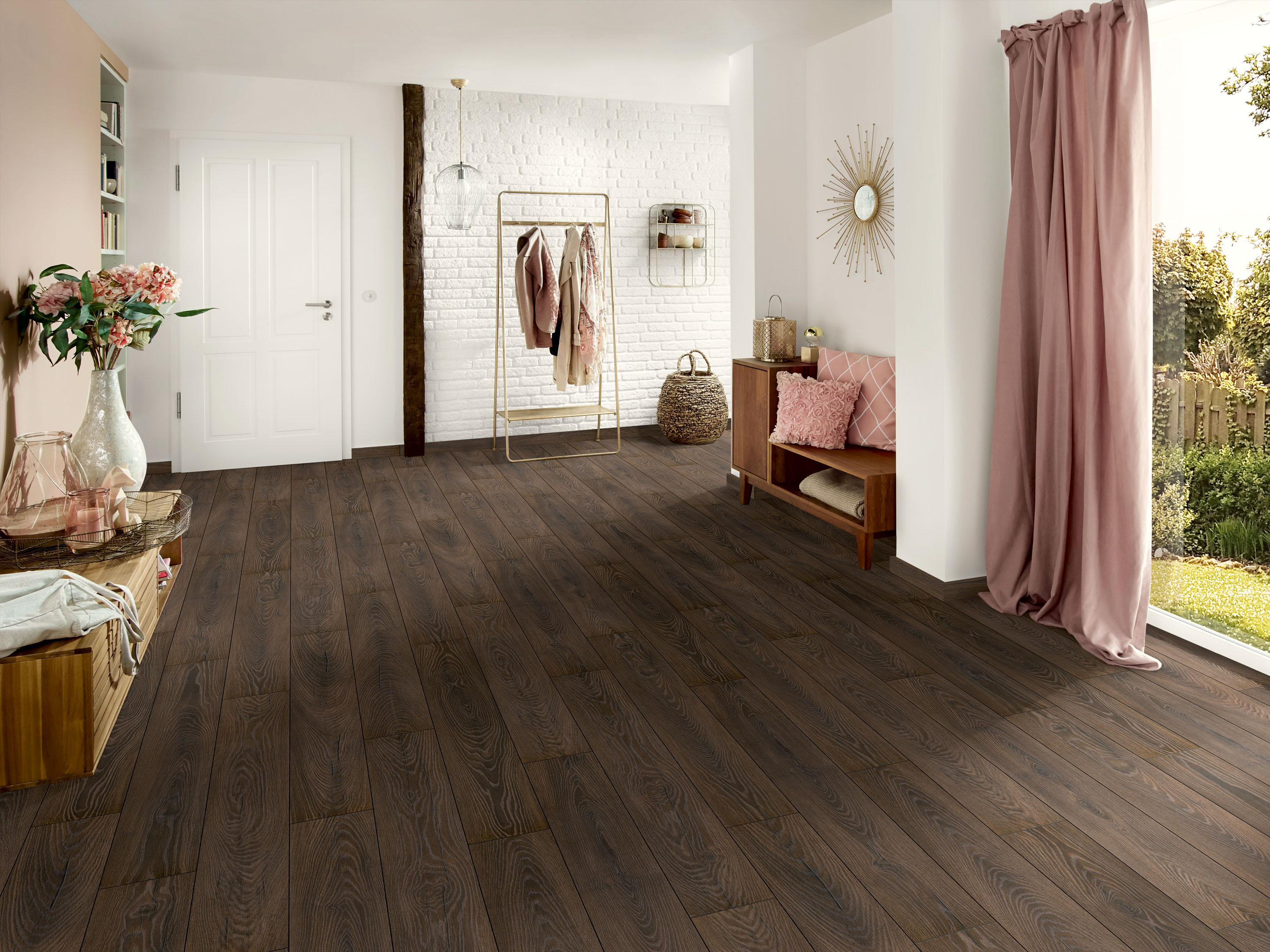 Espresso Carpenter Oak K479 Landhausdiele Laminat mit Fase Atlantic 10 - mit MO.RE KronoOriginal Espresso Carpenter Oak K479 Landhausdiele Laminat mit Fase Atlantic 10 - mit MO.RE KronoOriginal