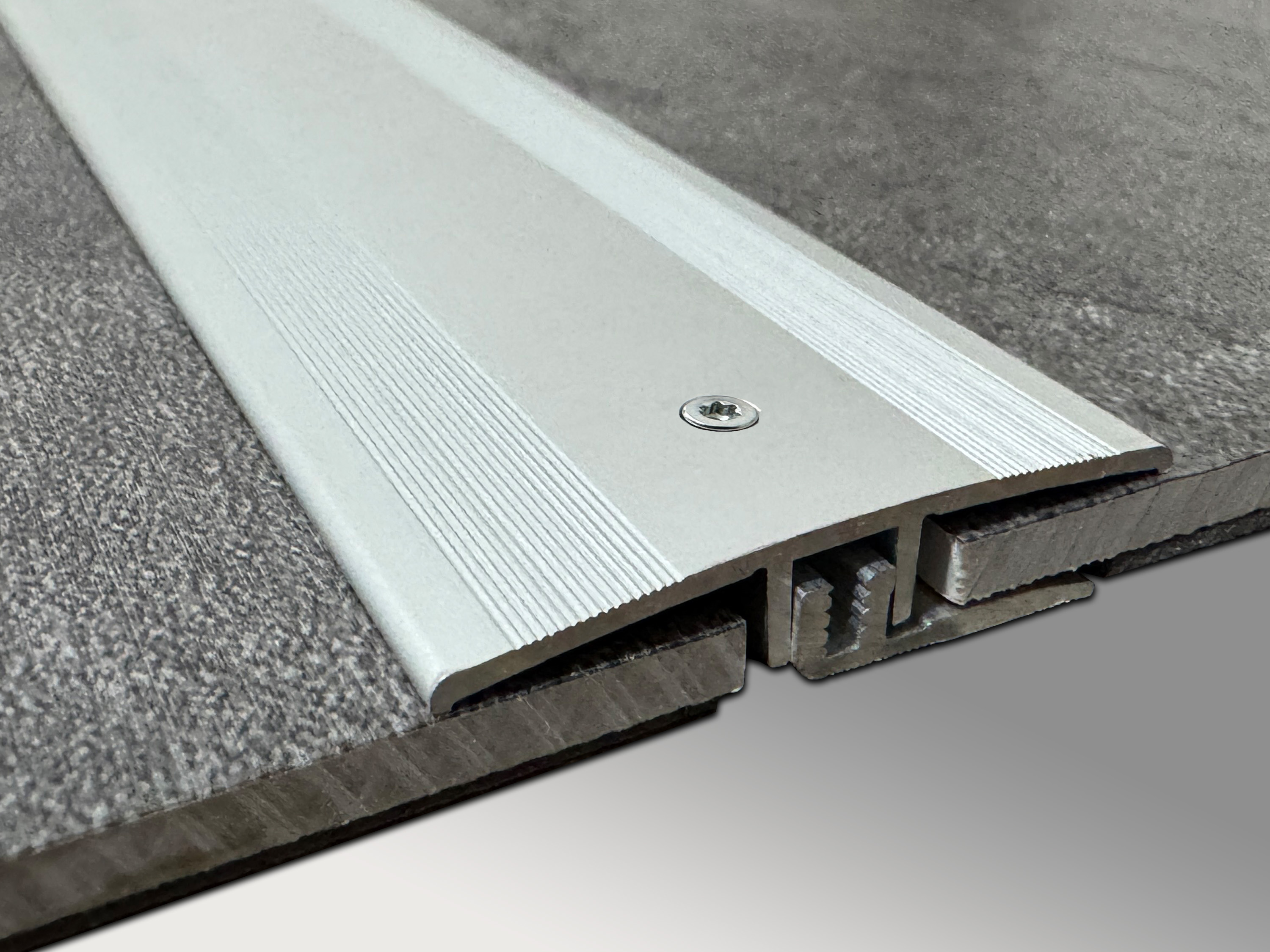 ufitec® TPL Profi smart Übergangsprofil / Dehnungsfuge für Belagshöhen von 5-9 mm, Breite: 45 mm